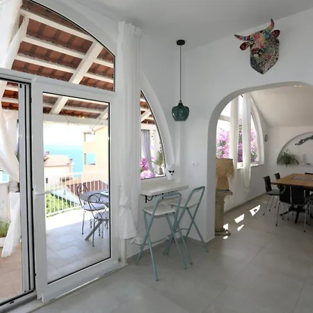 Ciovo Big Seaview Near The Sea In Okrug