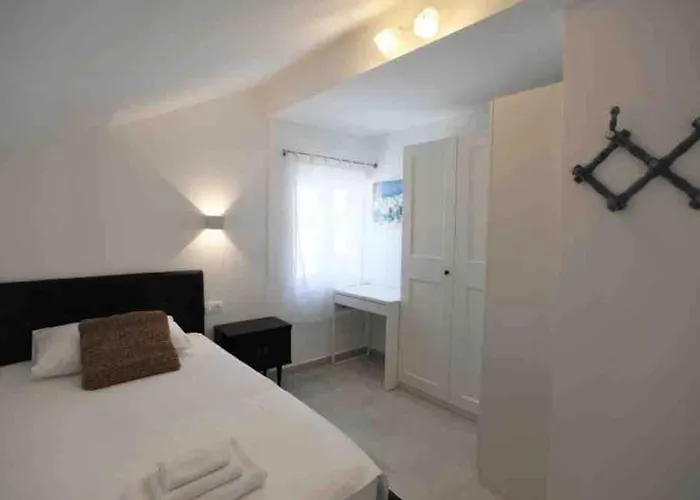 Ciovo Big Sea View Near The Sea In Okrug *