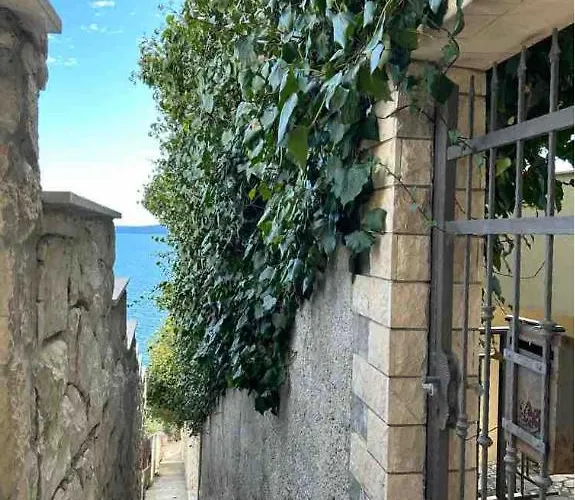 Ciovo Big Sea View Near The Sea In Okrug * تروغير