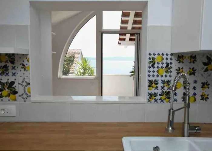 Ciovo Big Sea View Near The Sea In Okrug شقة