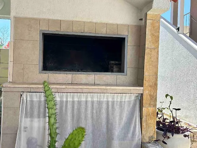 Ciovo Big Sea View Near The Sea In Okrug *