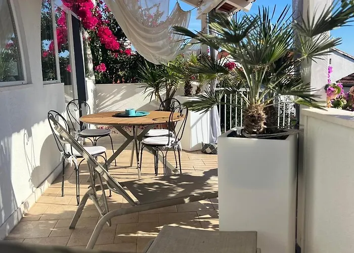 Ciovo Big Sea View Near The Sea In Okrug شقة *